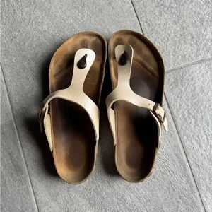 Birkenstock Gizeh Birko-Flor Women’s size 42 (11-11.5), color “Pearl White”